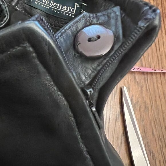 EUC 1980s Harvé Benard Straight Leg Leather Pants Vintage High Waist Size 12 PL - Picture 9 of 9